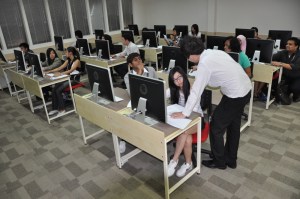 Design students at Saito College are taught by dedicated and experienced lecturers