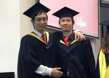 EduSpiral helped me to transfer my Diploma & everything went smoothly. I also asked him to help my younger brother to find the the right university after his UEC". Haw Chieh (Right), Graduated in Accounting from UCSI University
