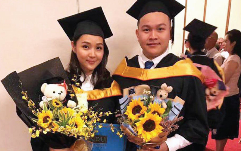 EduSpiral counselled me online and met me at KDU Penang University College to take me around the campus. It helped me a lot in making the right decision. Archie Wong (Right), Business degree Graduate from KDU Penang University College
